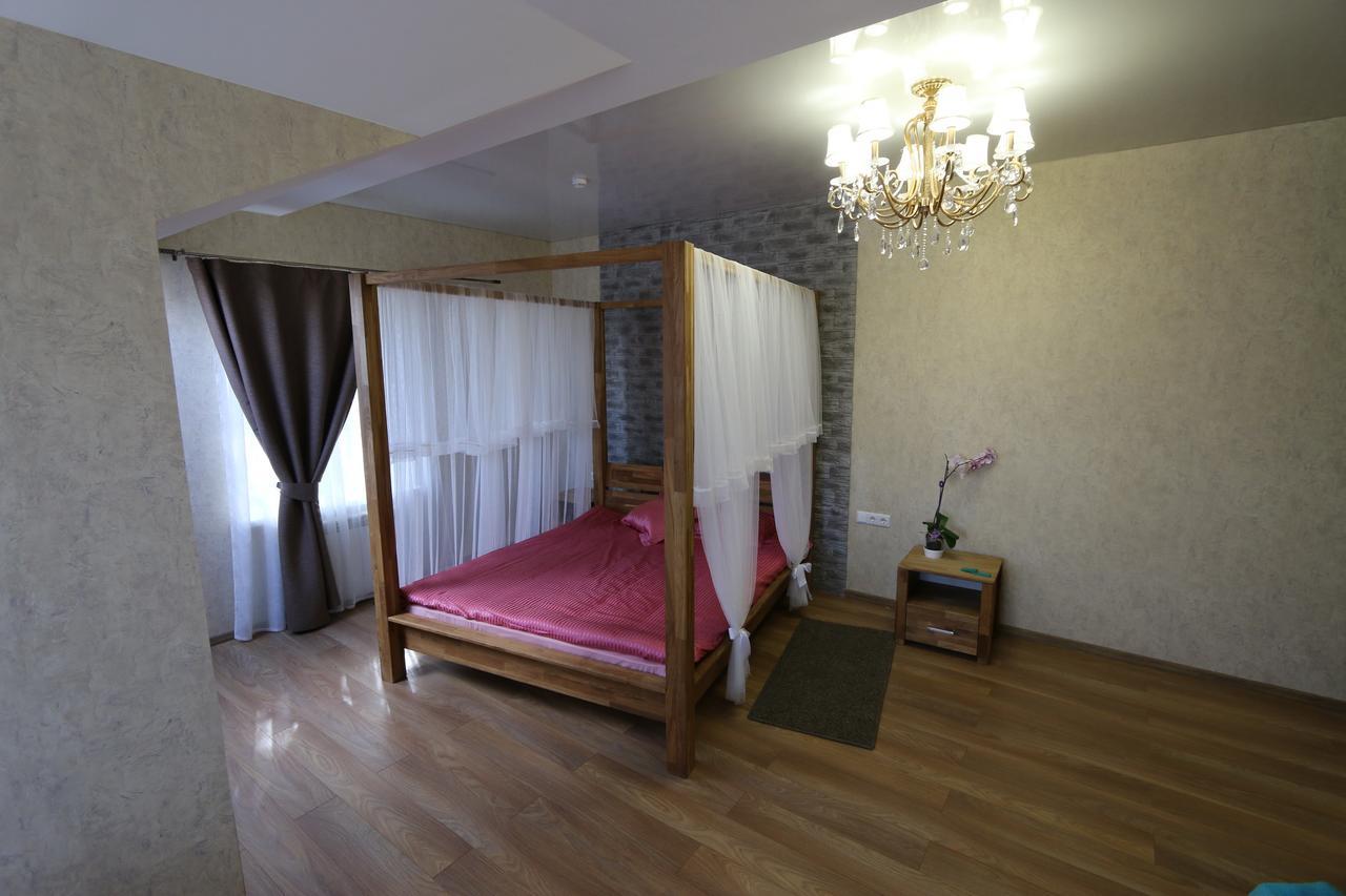 Gostinnyi Dvor Polotsk Luaran gambar